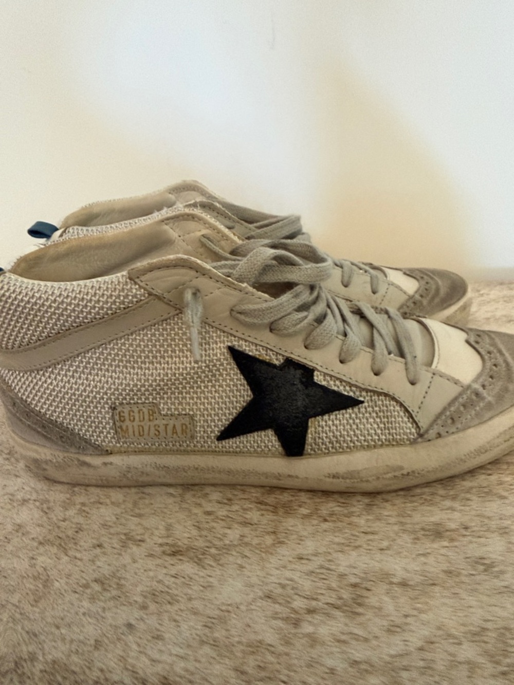 Golden Goose Neutral Grey High-Top Sneakers with Black Star - Picture 3 of 6
